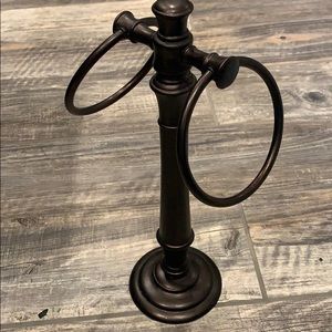 Bronze towel holder(small chip at base pictures)